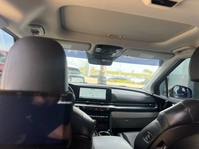 2022 Kia Carnival SX Prestige photo 3