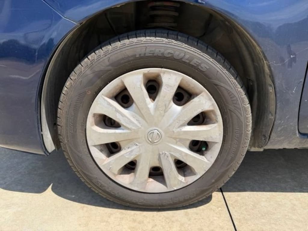 Used 2018 Nissan Versa 1.6 SV Sedan