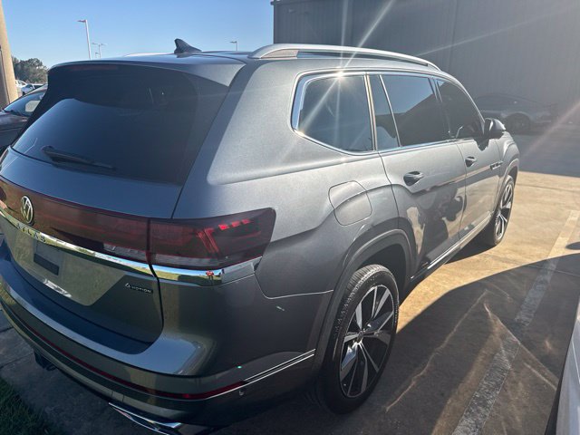 Used 2024 Volkswagen Atlas 2.0T SEL Premium R-Line SUV