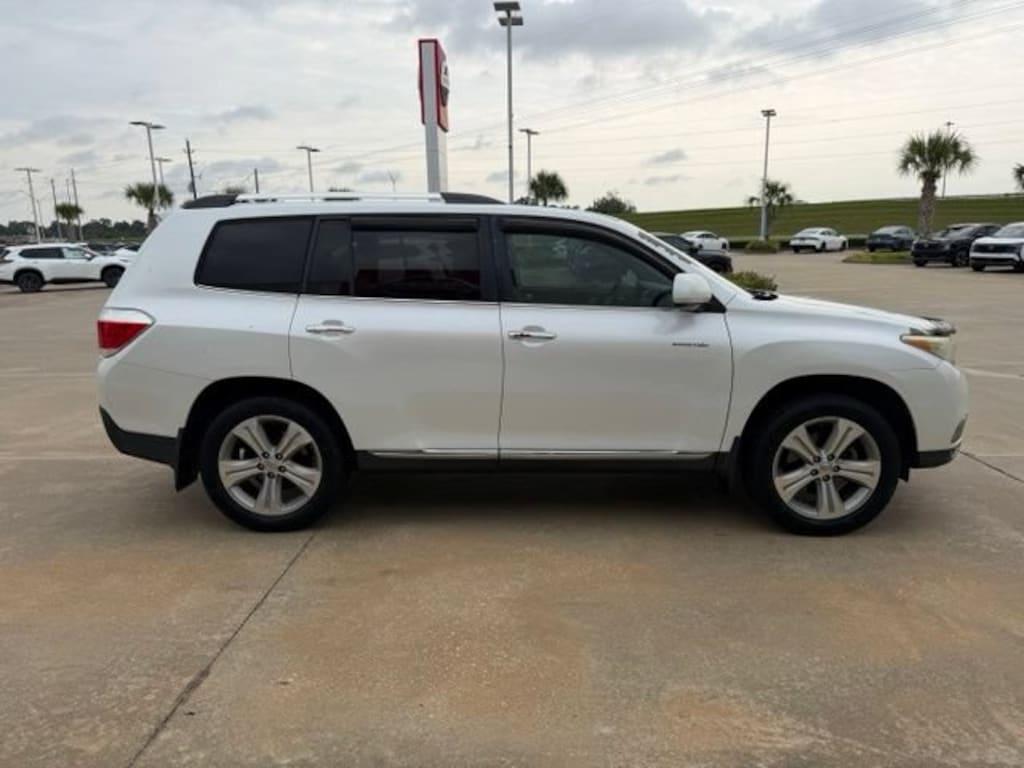 Used 2012 Toyota Highlander Limited V6 SUV
