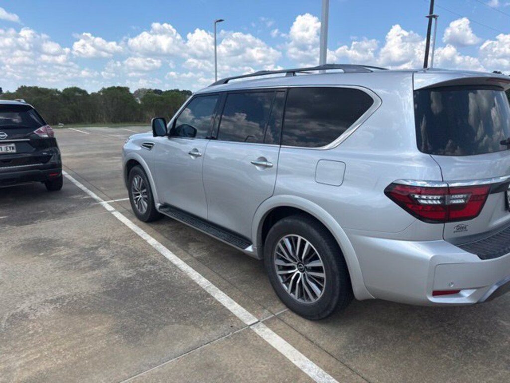 Used 2023 Nissan Armada SL SUV