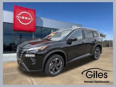 2026 Nissan Rogue SV SUV