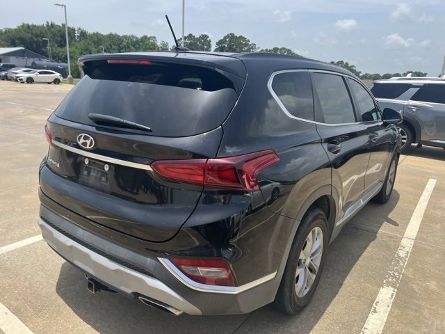 2020 Hyundai Santa Fe SE photo 4