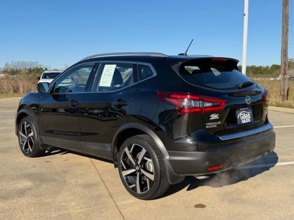 Used 2022 Nissan Rogue Sport SL SUV