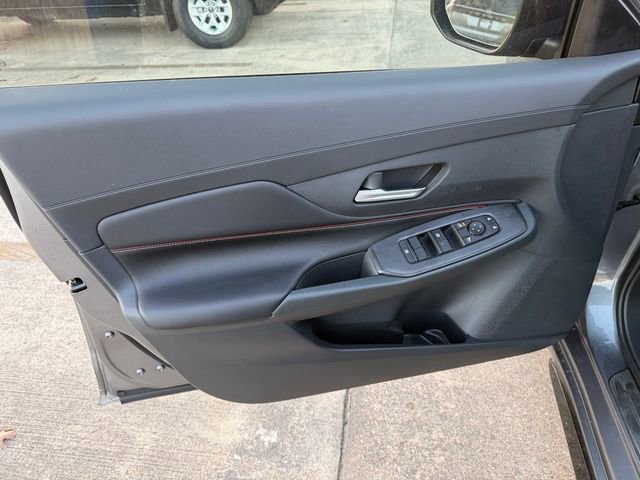 2026 Nissan Sentra SR - Photo 11