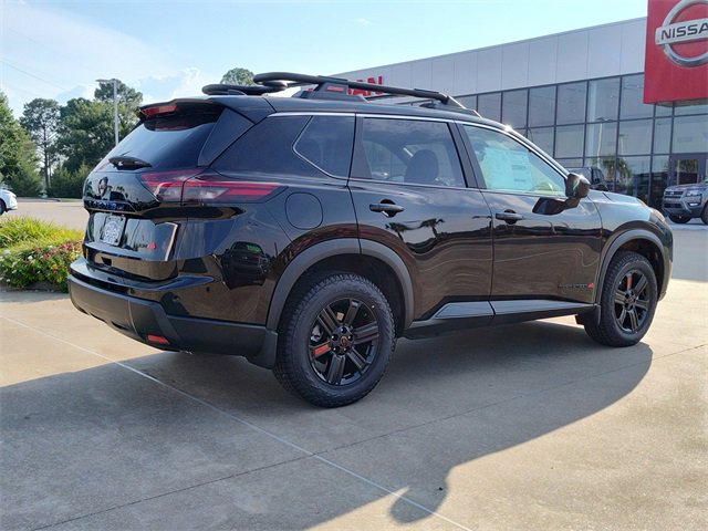 2026 Nissan Rogue SV photo 4