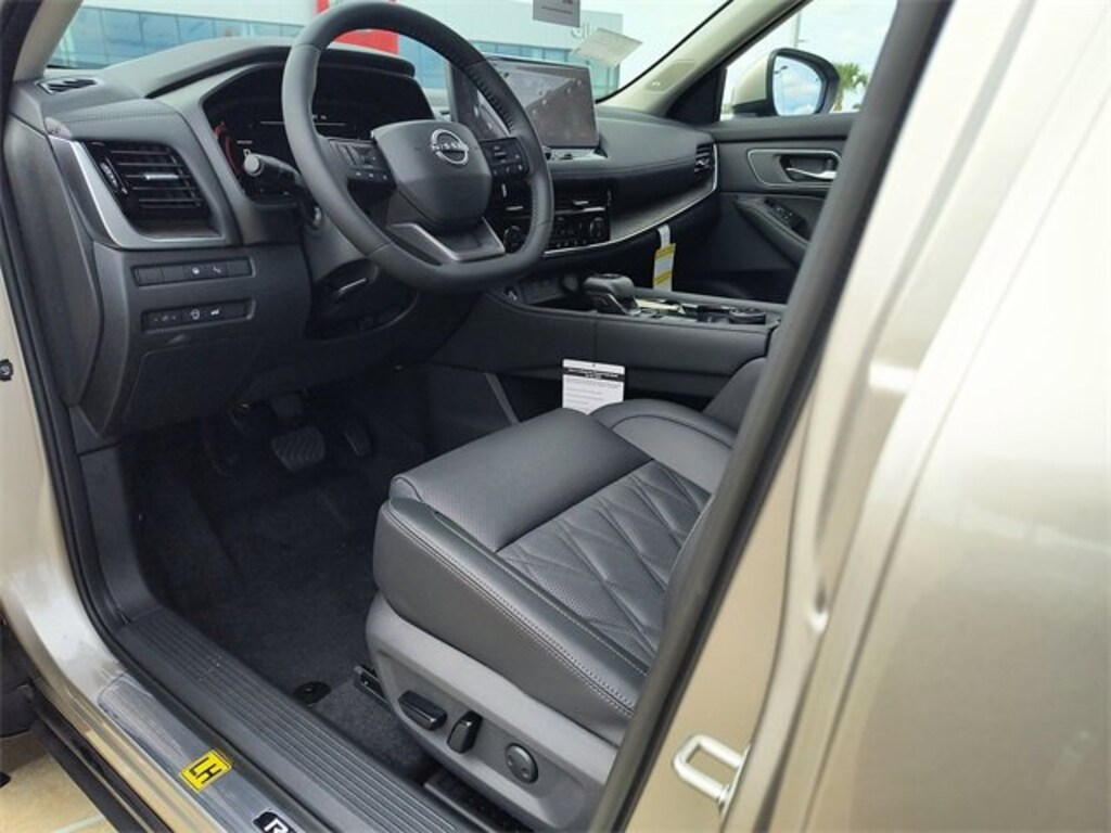 New 2026 Nissan Rogue Platinum SUV