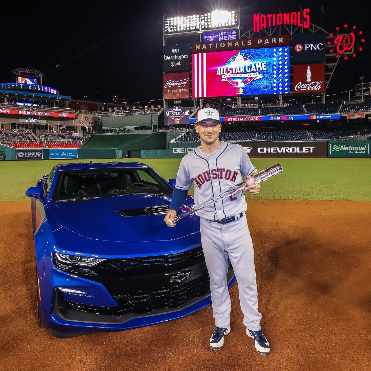ChevyMLBAll-StarMVPCamaroSS01.jpg
