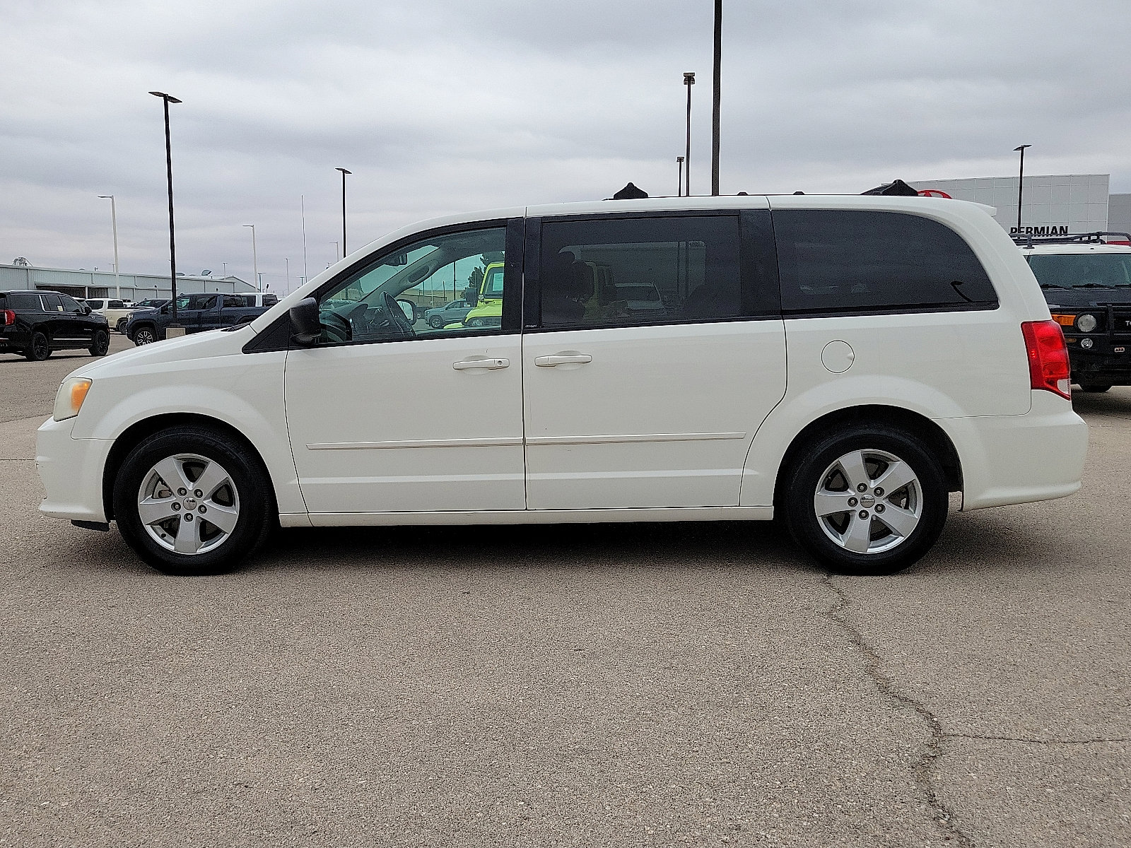 Used 2013 Dodge Grand Caravan SE with VIN 2C4RDGBG4DR632770 for sale in Hobbs, NM