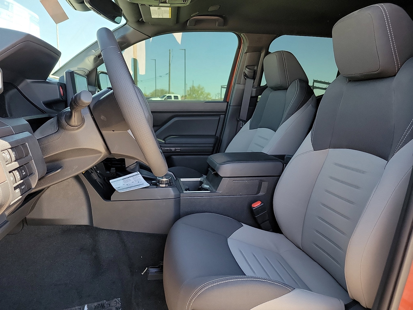 2025 Toyota Tacoma TRD Off Road - Photo 12