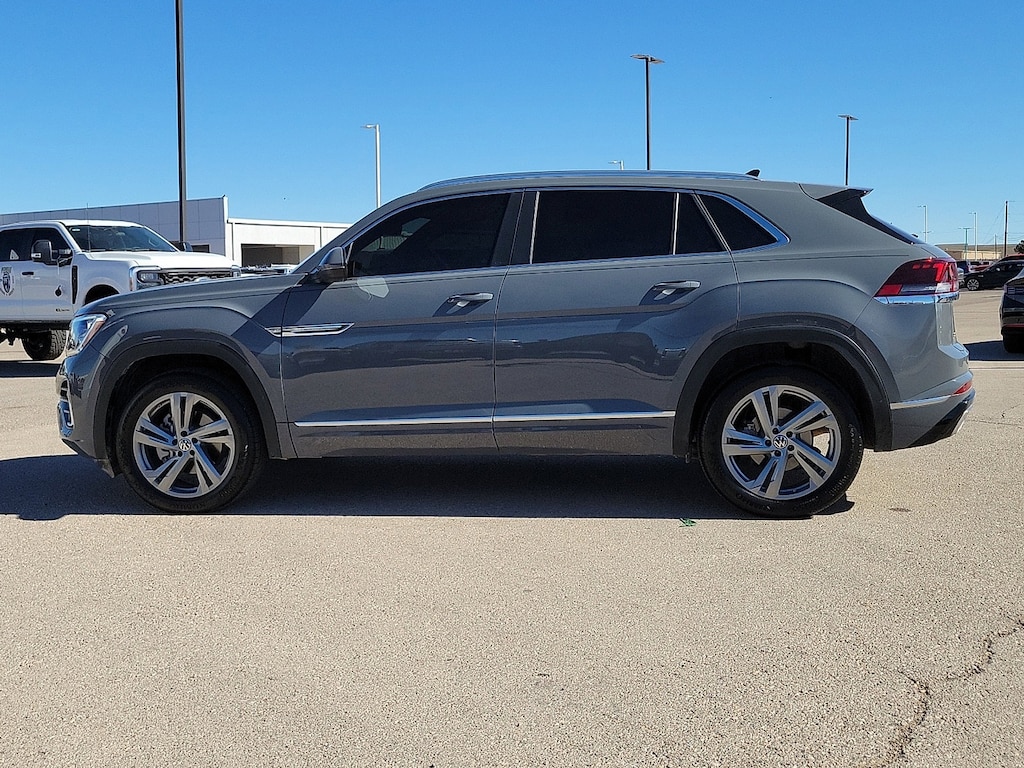 Used 2024 Volkswagen Atlas Cross Sport 2.0T SEL R-Line SUV