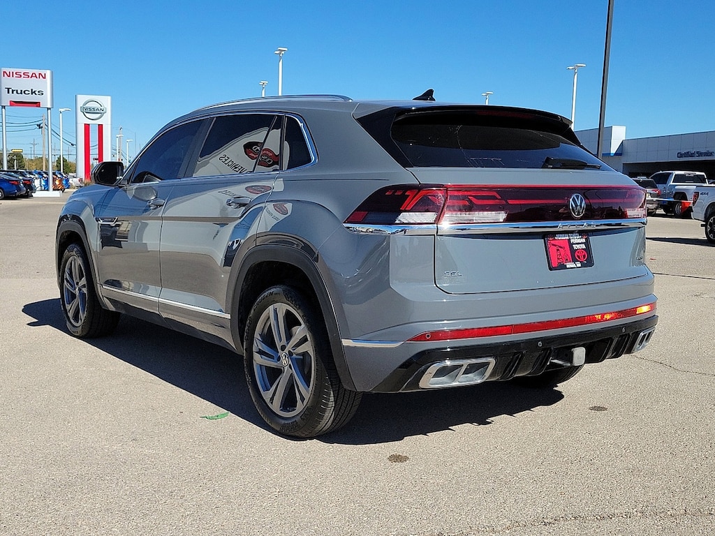 Used 2024 Volkswagen Atlas Cross Sport 2.0T SEL R-Line SUV
