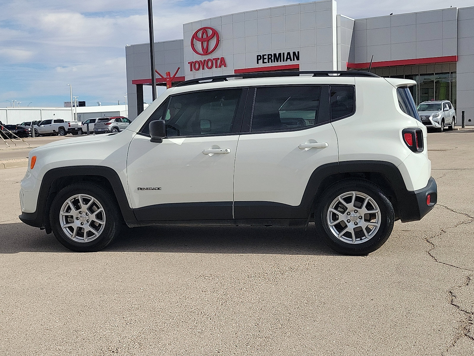 Used 2020 Jeep Renegade Sport with VIN ZACNJAAB0LPL00643 for sale in Hobbs, NM
