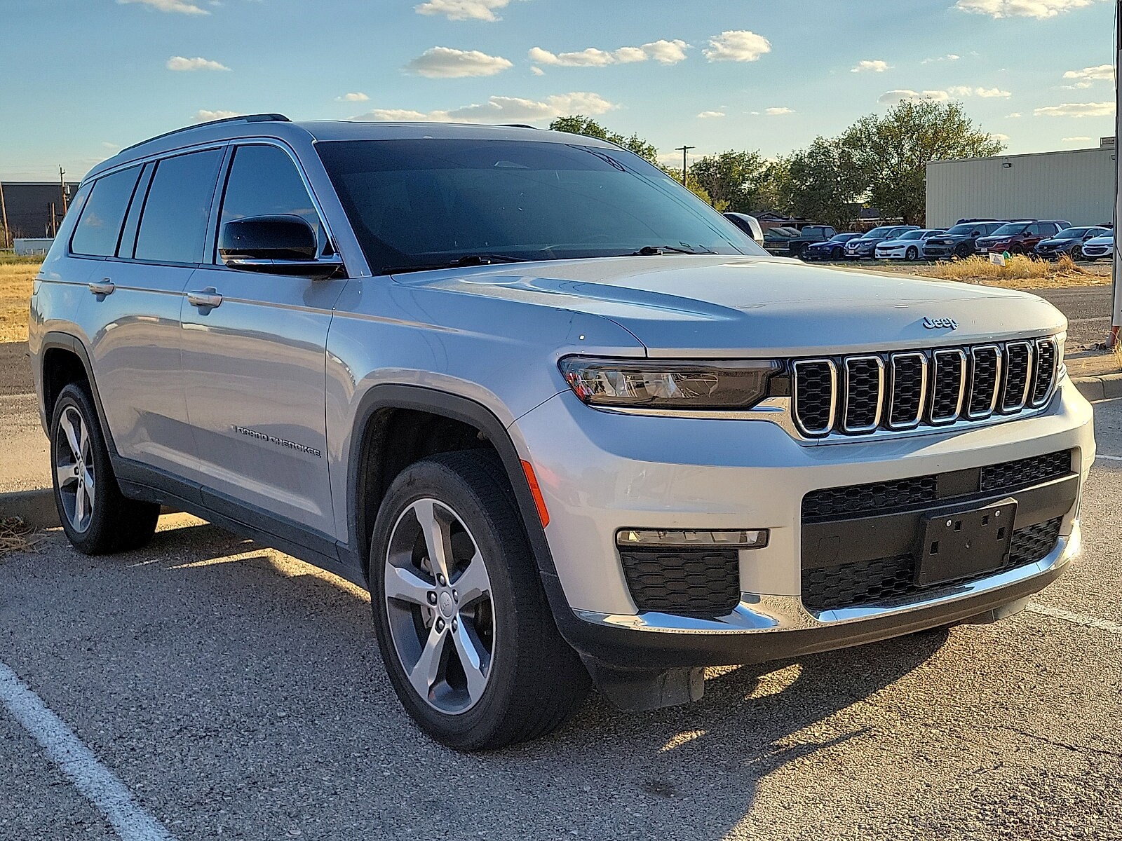 2021 Jeep Grand Cherokee Limited photo 3