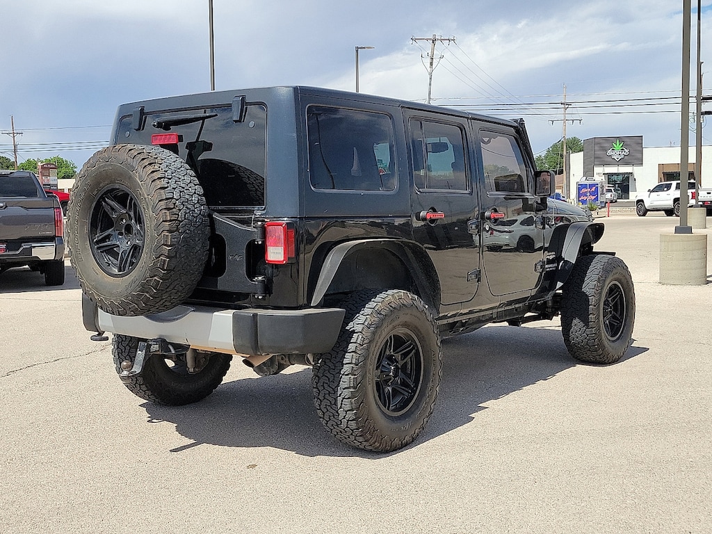Used 2013 Jeep Wrangler Unlimited Sahara SUV