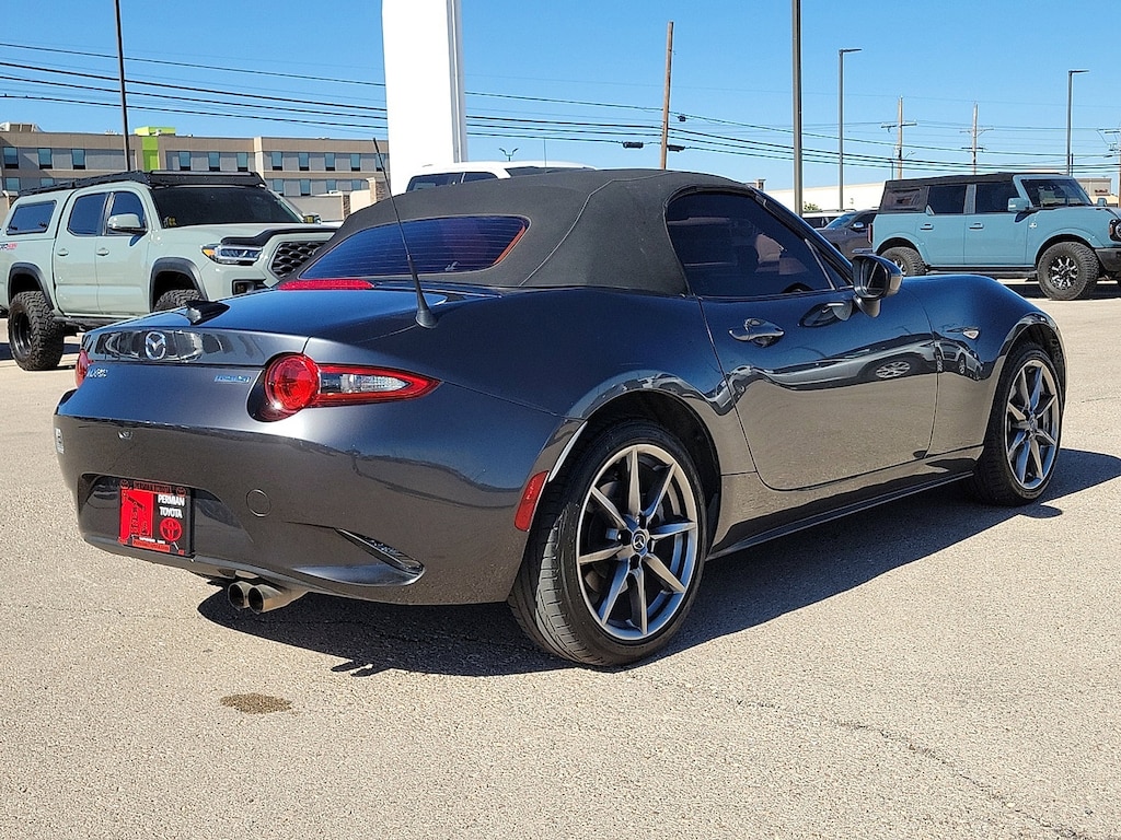 Used 2022 Mazda Mazda MX-5 Miata Grand Touring Convertible
