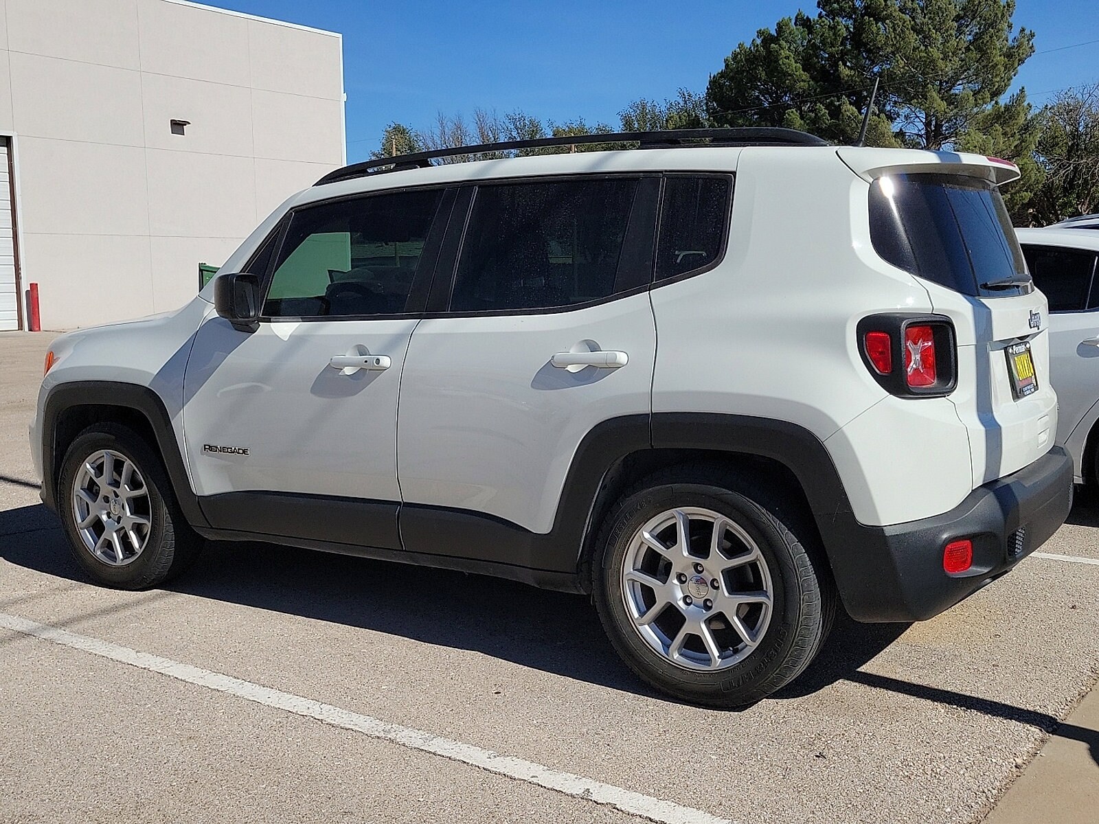 2020 Jeep Renegade Sport photo 2