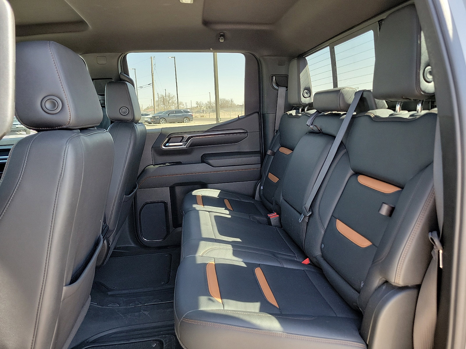 2024 GMC Sierra 1500 AT4 - Photo 8