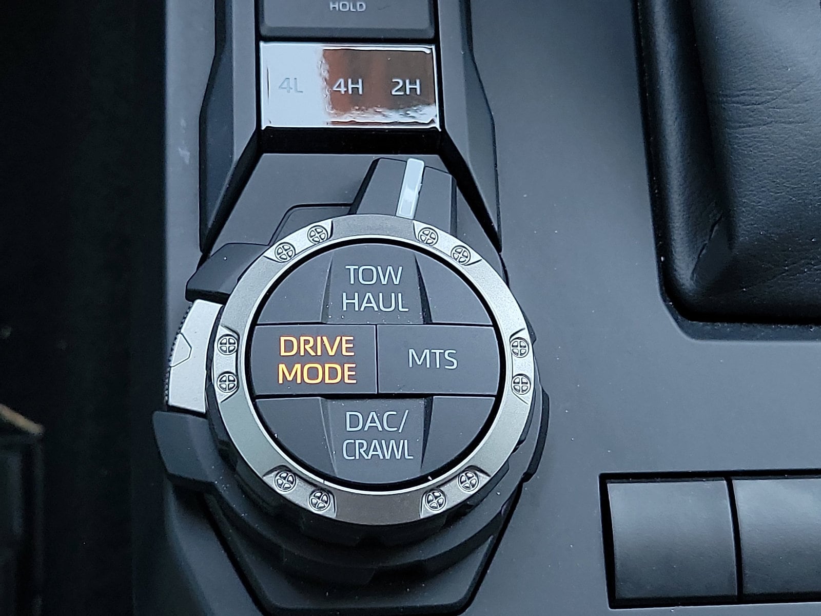 2025 Toyota Tacoma TRD Off Road - Photo 16