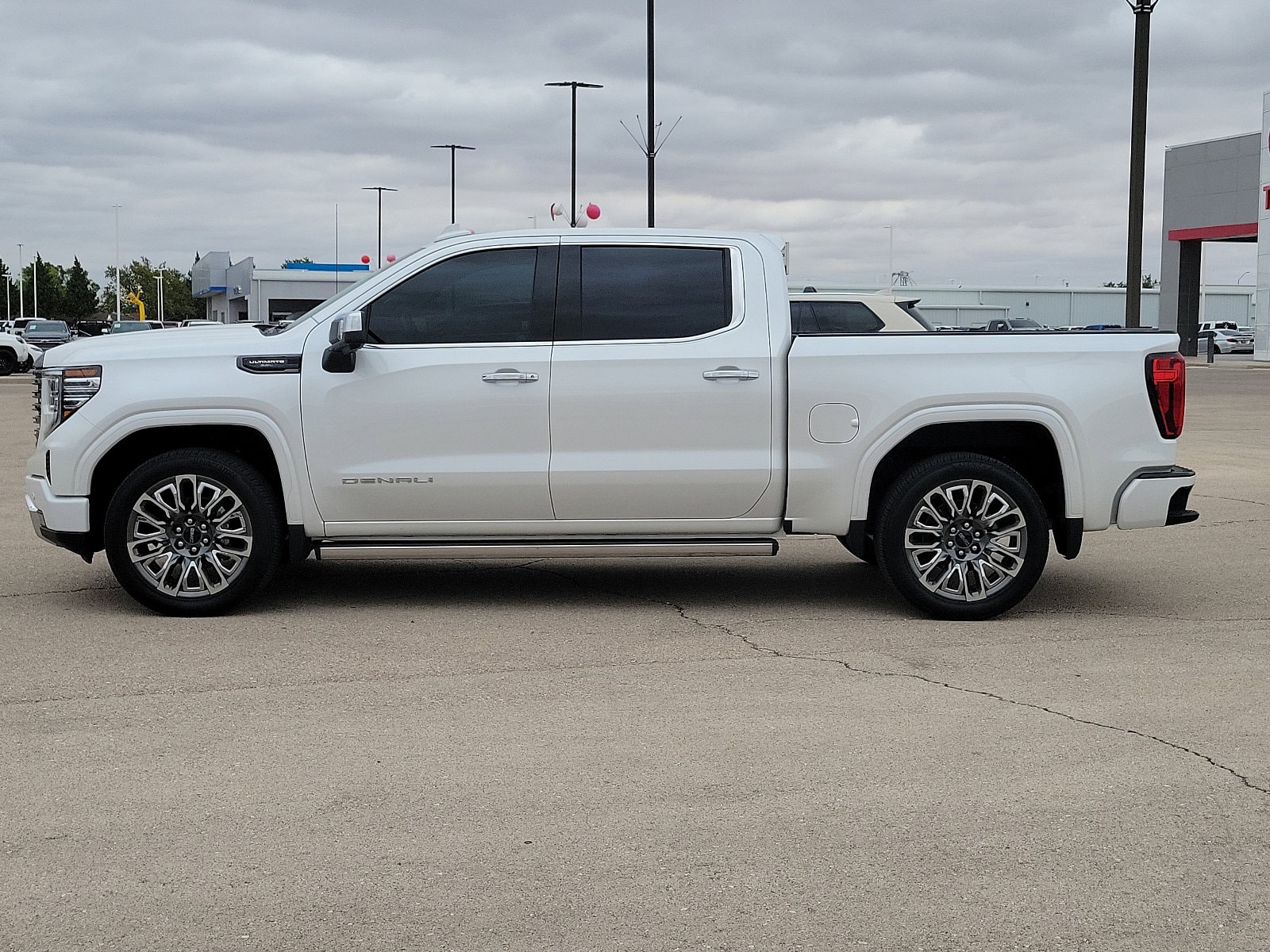 Used 2024 GMC Sierra 1500 Denali Denali Ultimate with VIN 1GTUUHEL1RZ164874 for sale in Hobbs, NM