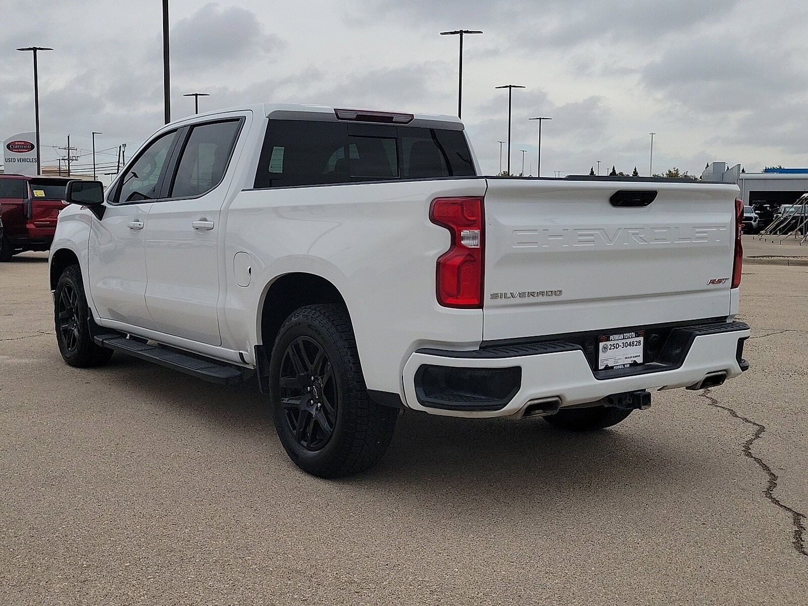 2025 Chevrolet Silverado 1500 RST photo 3