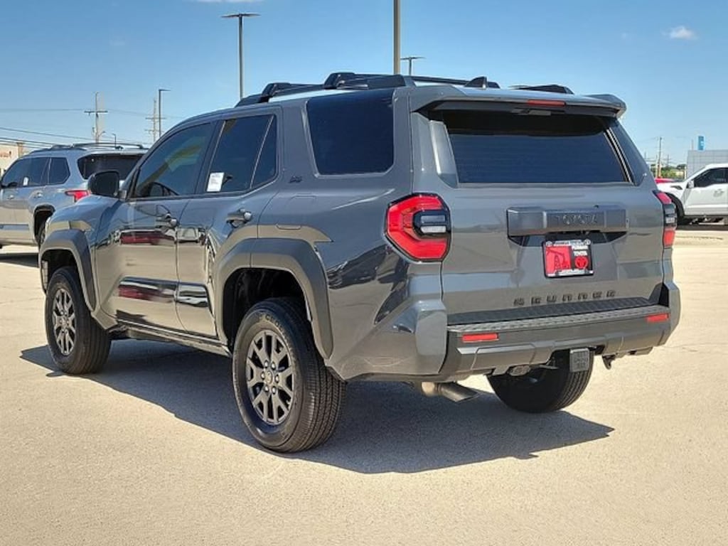 New 2026 Toyota 4Runner SR5 SUV