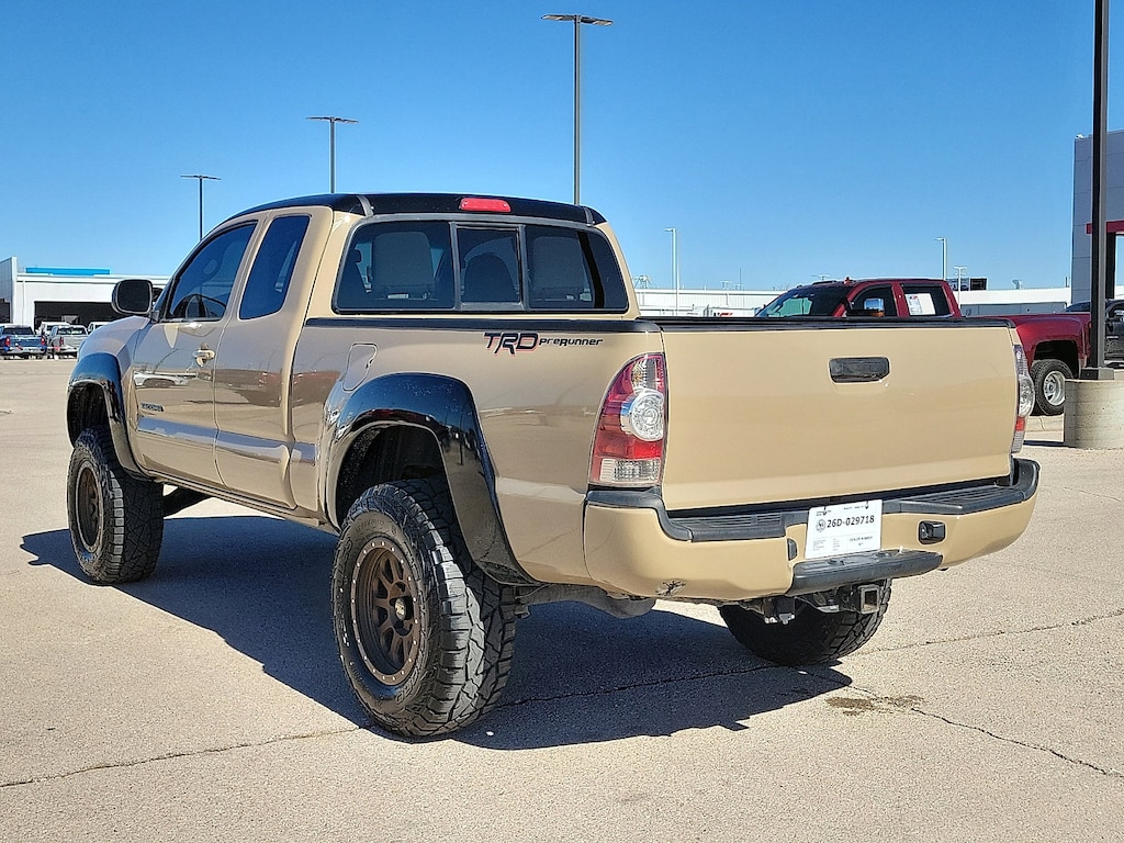Used 2011 Toyota Tacoma PreRunner V6 Truck Access Cab