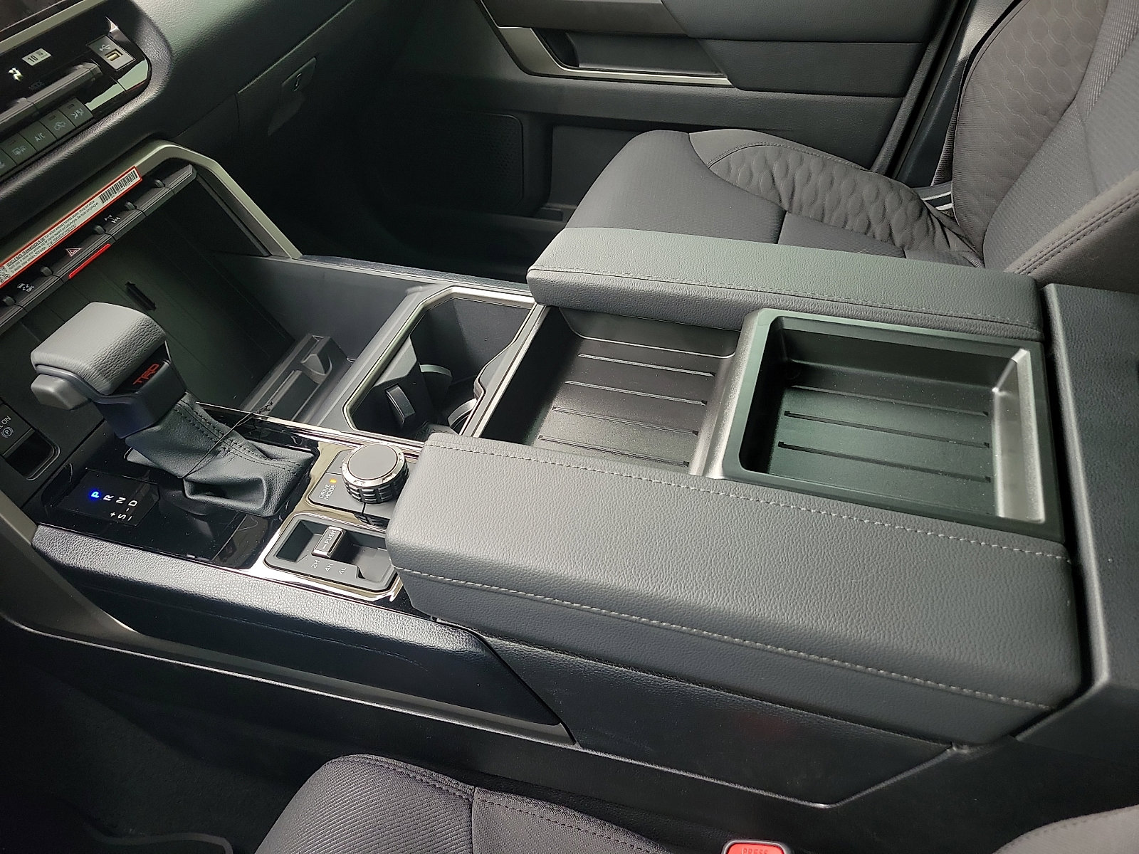 2026 Toyota Tundra SR5 - Photo 20