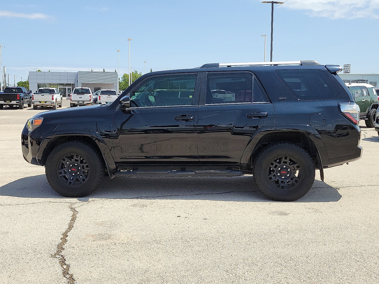 Used 2022 Toyota 4Runner SR5 Premium with VIN JTEFU5JR6N5253547 for sale in Hobbs, NM