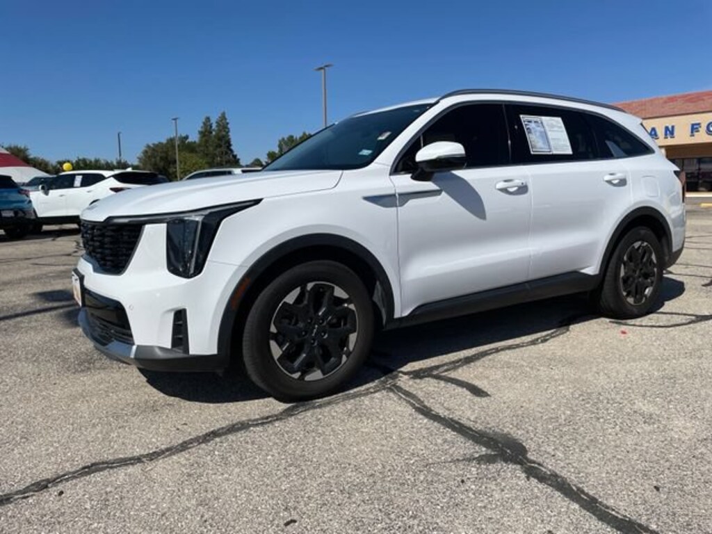 Used 2024 Kia Sorento S SUV