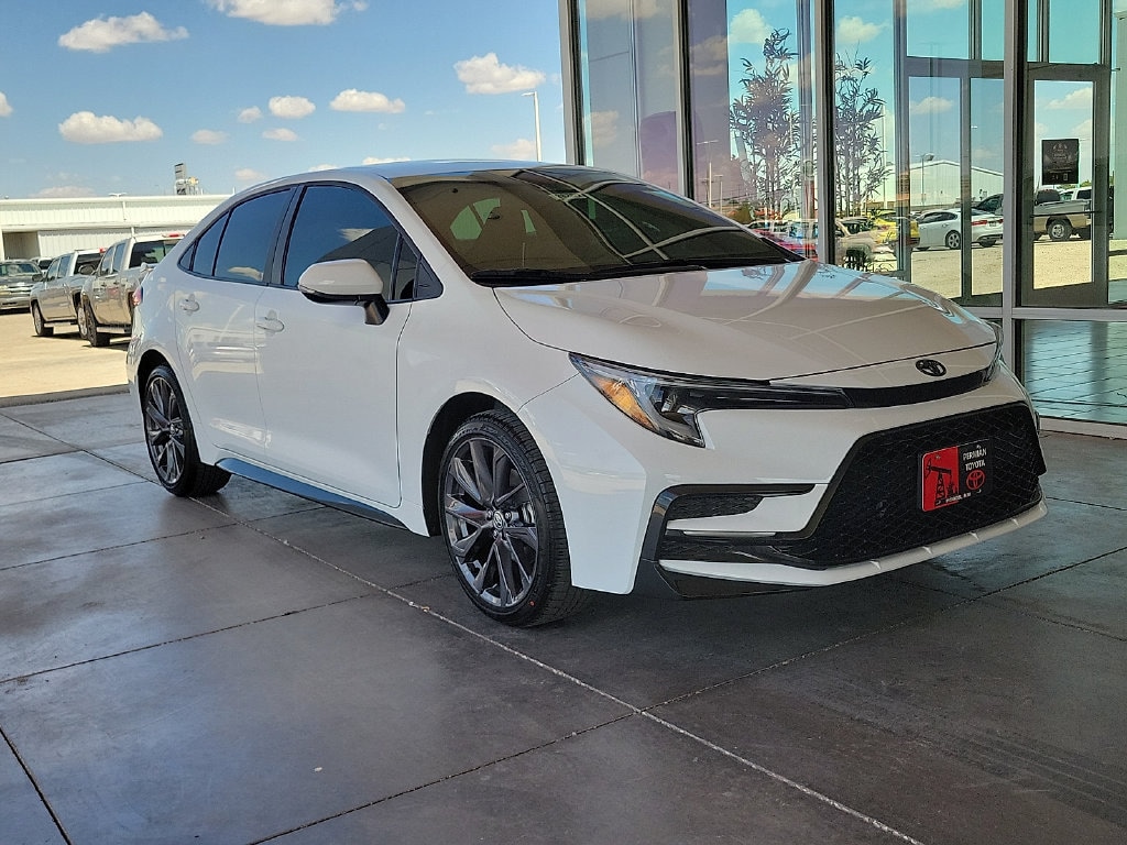 New 2026 Toyota Corolla SE Sedan