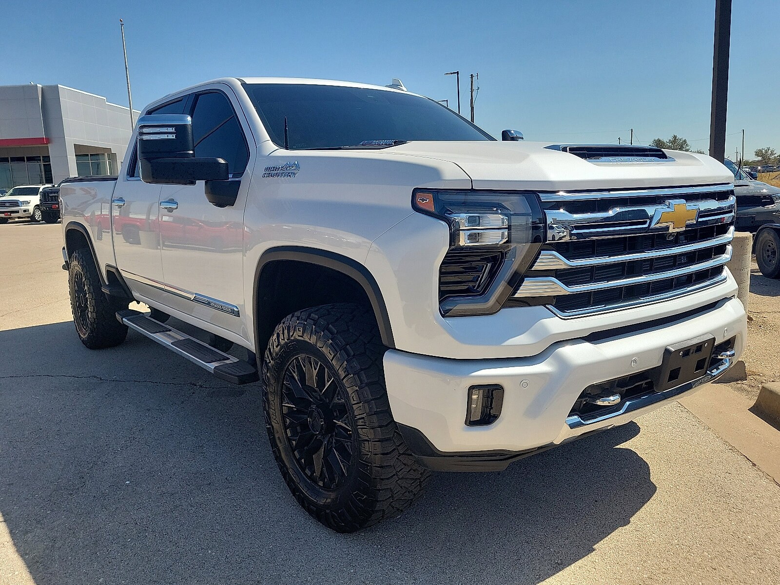 2024 Chevrolet Silverado 2500HD High Country photo 3