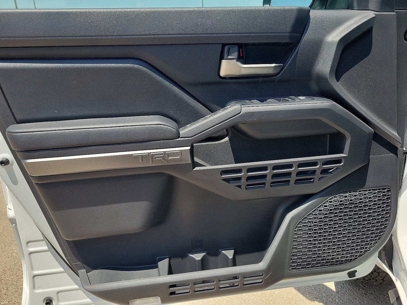2025 Toyota Tacoma TRD Off Road - Photo 11