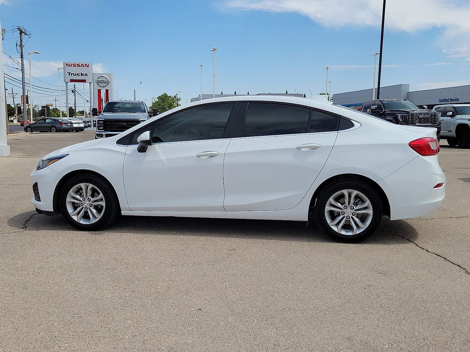Used 2019 Chevrolet Cruze LT with VIN 1G1BE5SMXK7129566 for sale in Hobbs, NM
