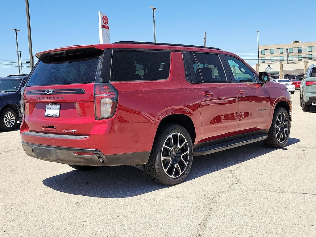 Used 2023 Chevrolet Suburban RST SUV
