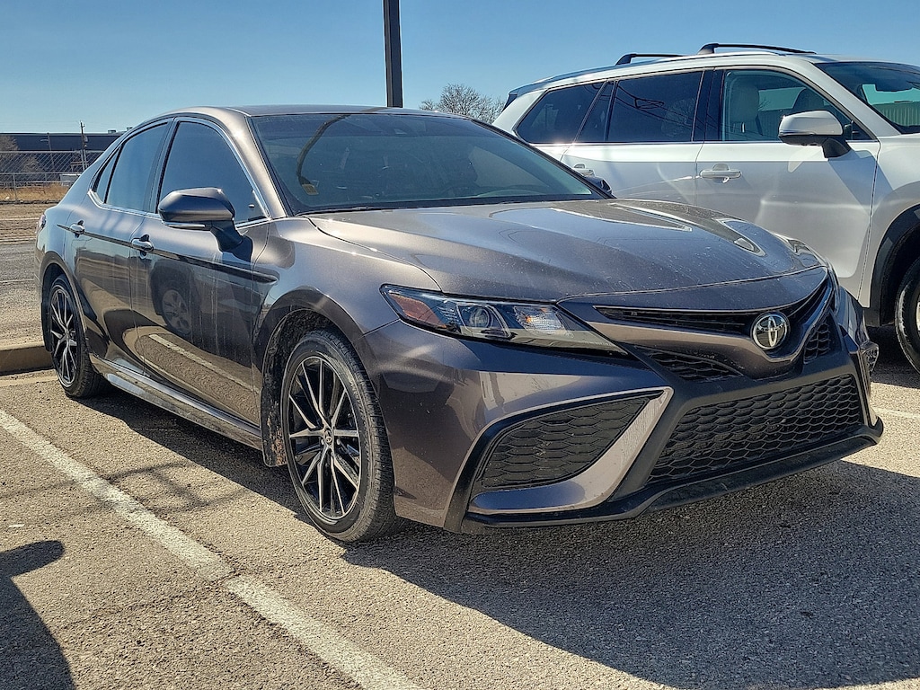 Used 2024 Toyota Camry SE Sedan