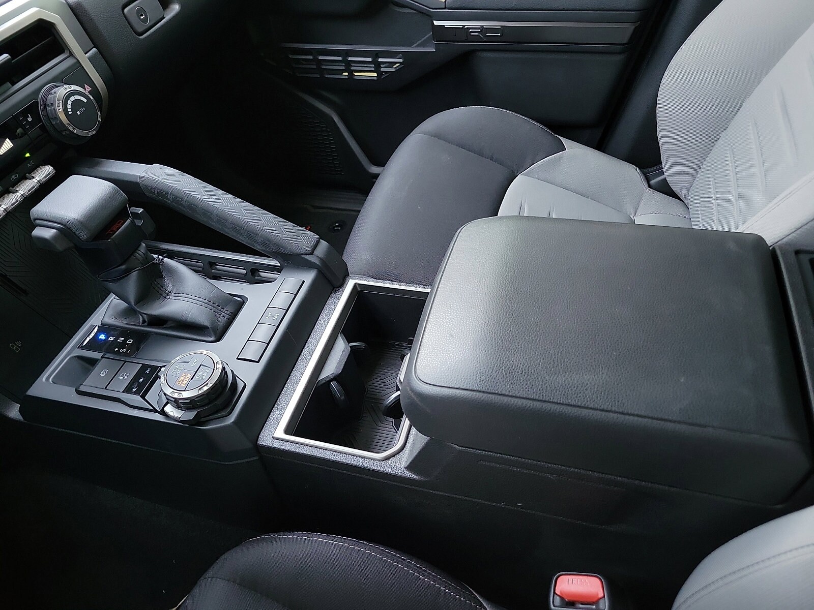 2025 Toyota Tacoma TRD Off Road - Photo 20