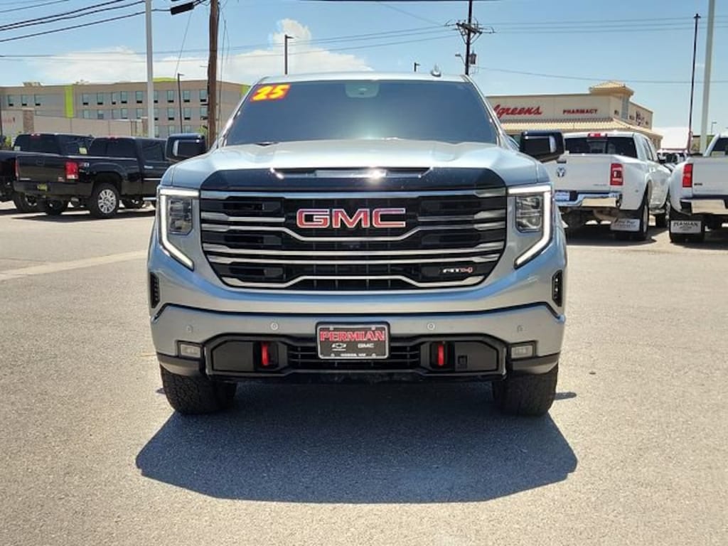 Used 2025 GMC Sierra 1500 AT4 Truck Crew Cab