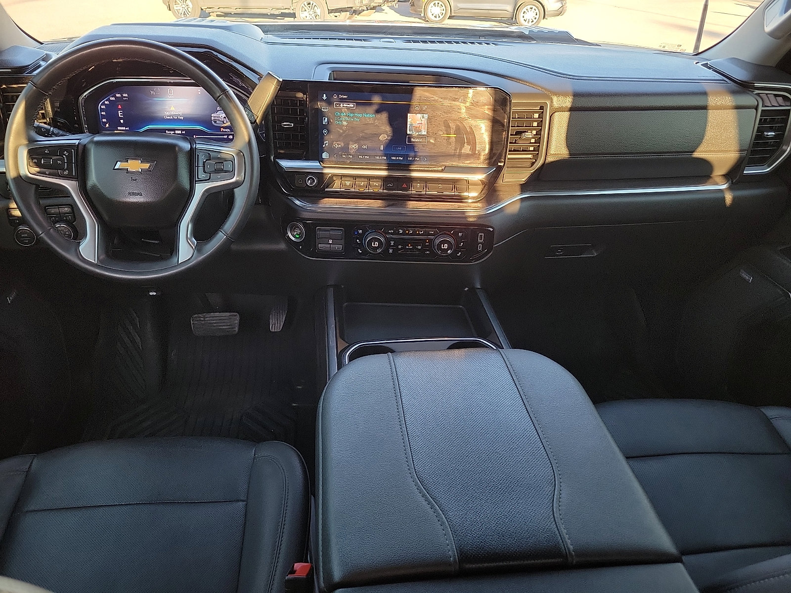 2024 Chevrolet Silverado 2500HD LTZ - Photo 9