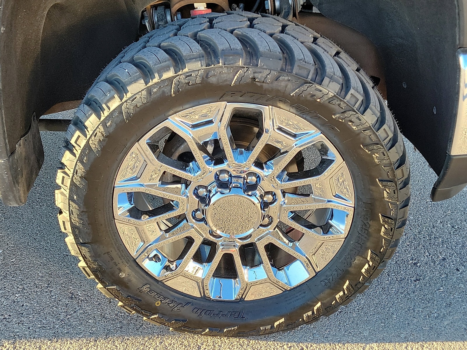 2024 Chevrolet Silverado 2500HD LTZ - Photo 7