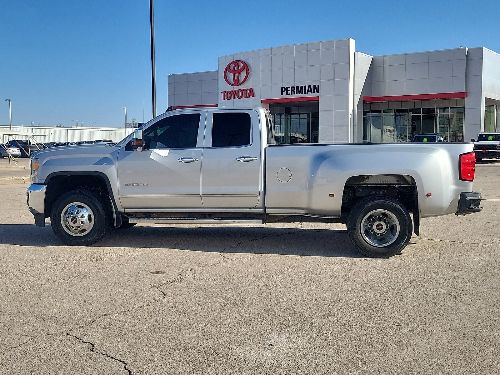 2015 Gmc Sierra SLT photo 2