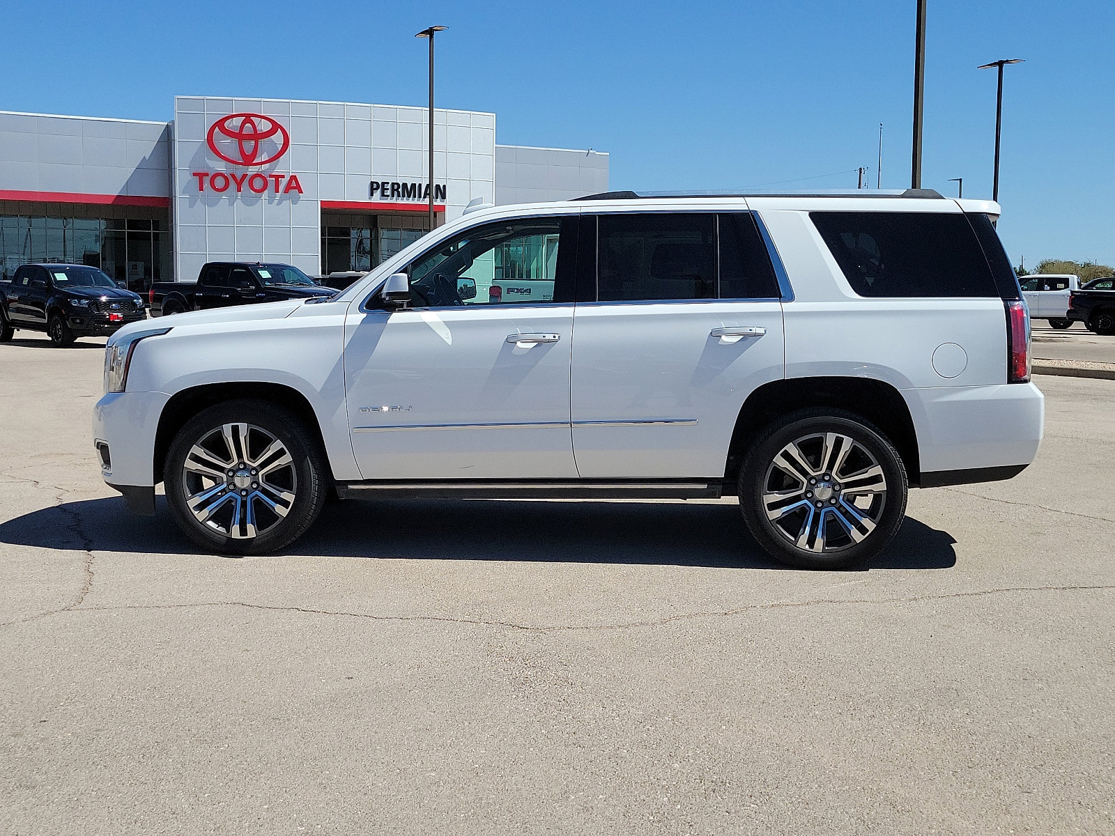 Used 2019 GMC Yukon Denali with VIN 1GKS2CKJ8KR396000 for sale in Hobbs, NM