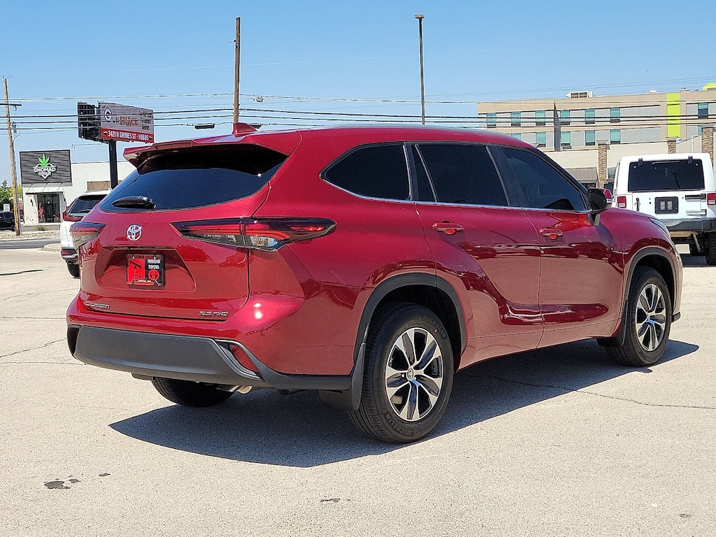 New 2026 Toyota Highlander XLE SUV