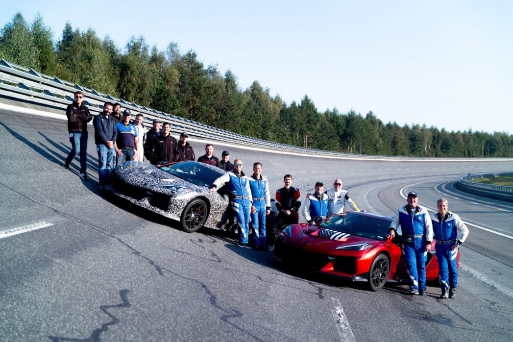 Vette_FastCar.jpg