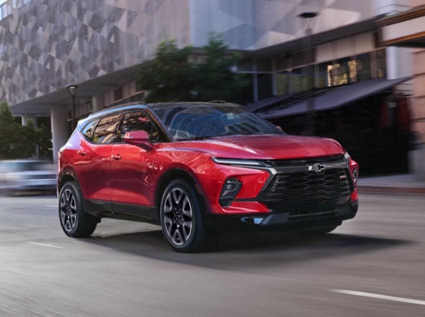 2023-Chevrolet-Blazer-Press-Photos-Exterior-003-front-three-quarters-850x633.jpg