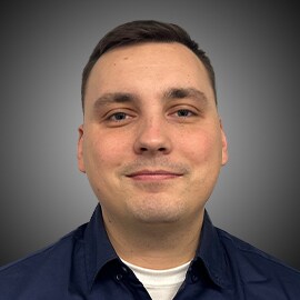 Staff member Andrew Gluckleder from 7c94050ac203