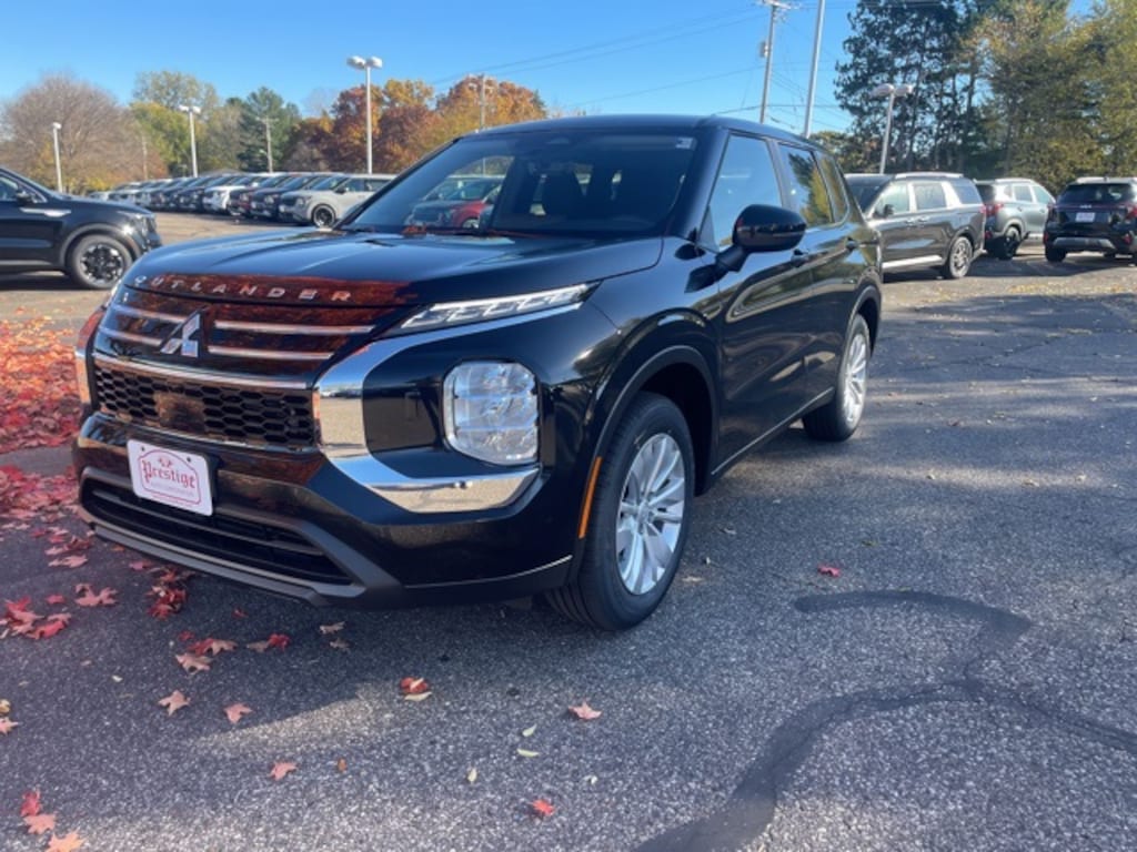 New 2025 Mitsubishi Outlander ES SUV