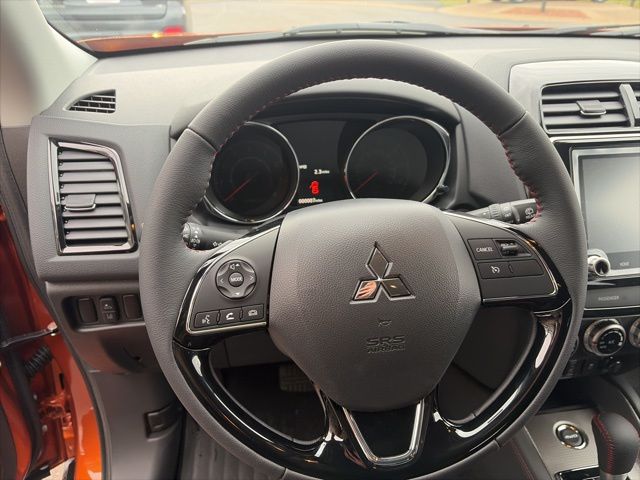 2026 Mitsubishi Outlander Sport LE - Photo 17