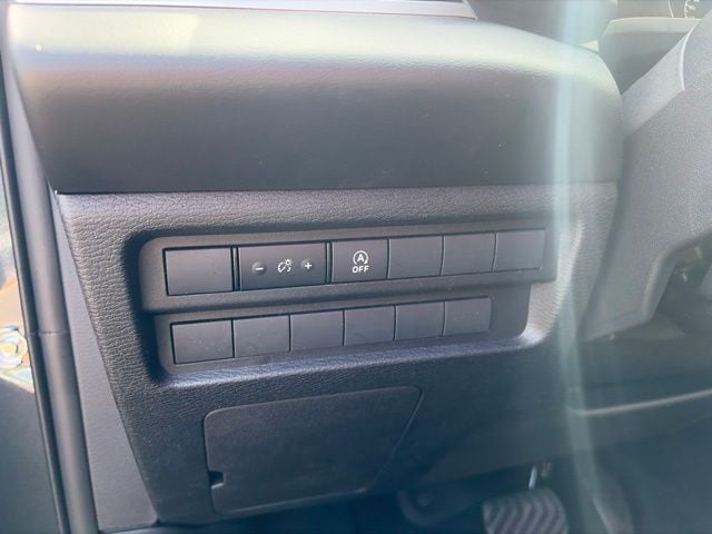 2026 Mitsubishi Outlander LE - Photo 12