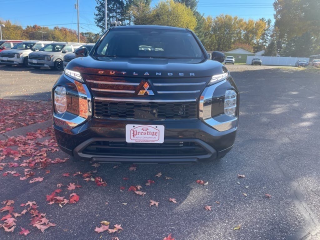 New 2025 Mitsubishi Outlander ES SUV